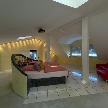 Ferienwohnung Riverside Resort Idyllisch Direkt An Der Lahn Диц Экстерьер фото